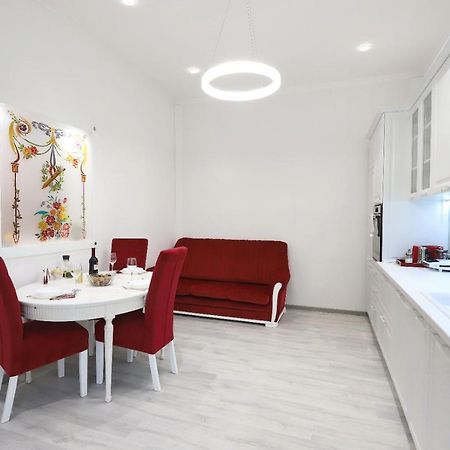 Central Luxury Apartments Oradea Luaran gambar