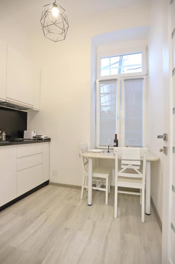 Central Luxury Apartments Oradea Luaran gambar
