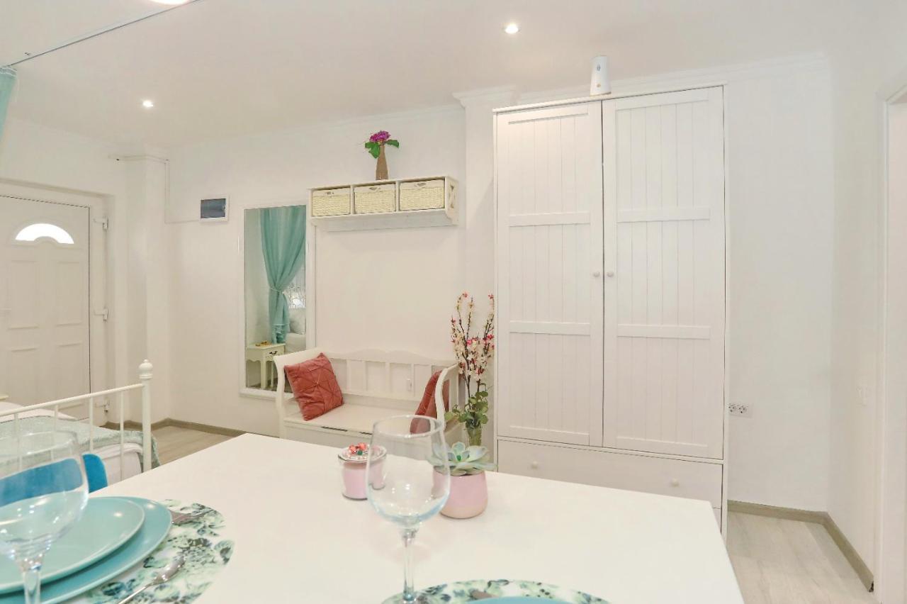 Central Luxury Apartments Oradea Luaran gambar